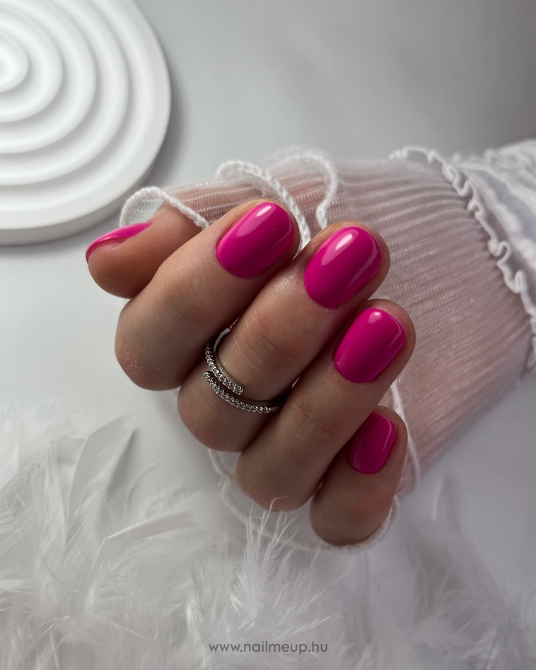 6DF8435E-9494-4BDB-85A7-F90A92779E7A